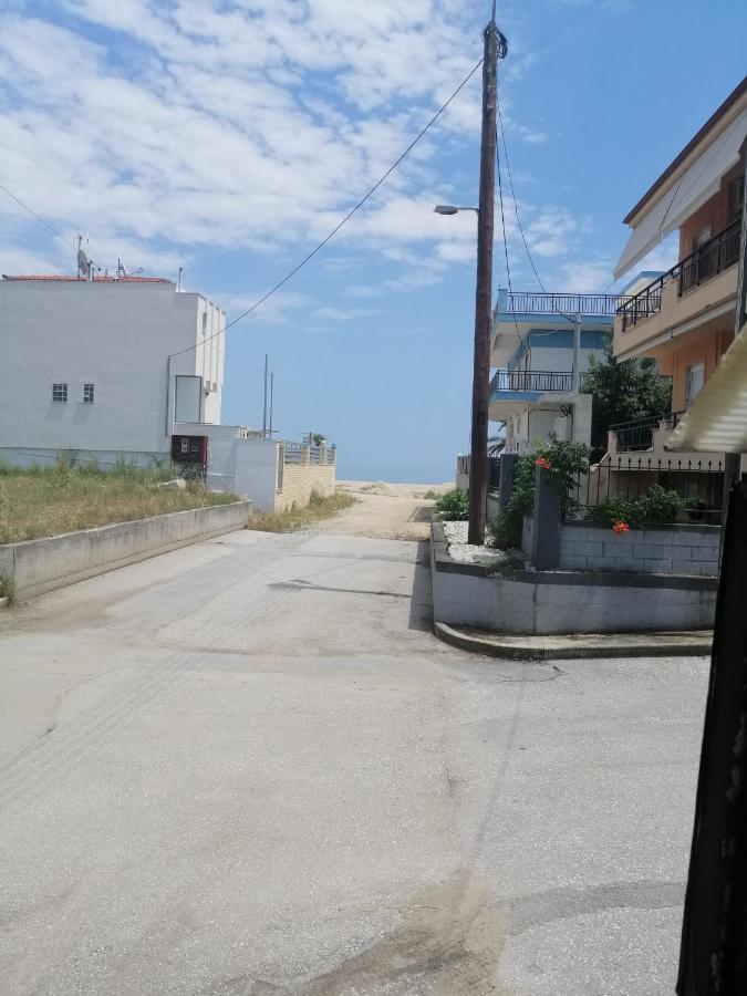 Apartments Christina Nea Vrasna Luaran gambar